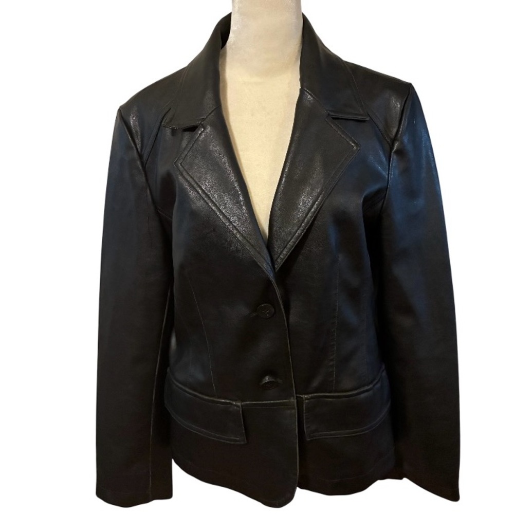 Black Faux Leather Blazer Jacket Sz M Vtg Y2K 2000s Edgy Moto Style Elbow Patch